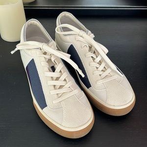 Rothys sneakers size 8